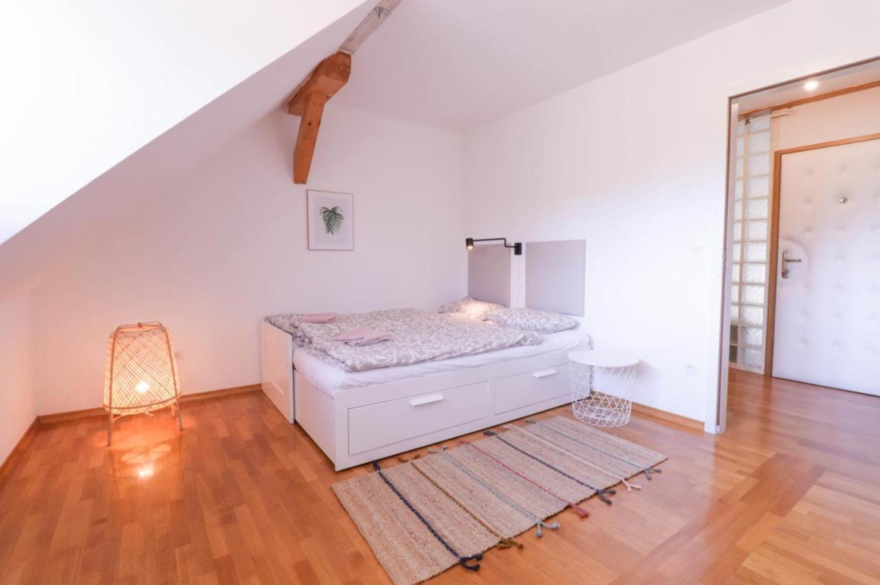 Apartment In The Heart Of Bled With Views Exterior photo